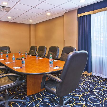 Holiday Inn Express And Suites Pittsburgh West Mifflin By Ihg Экстерьер фото