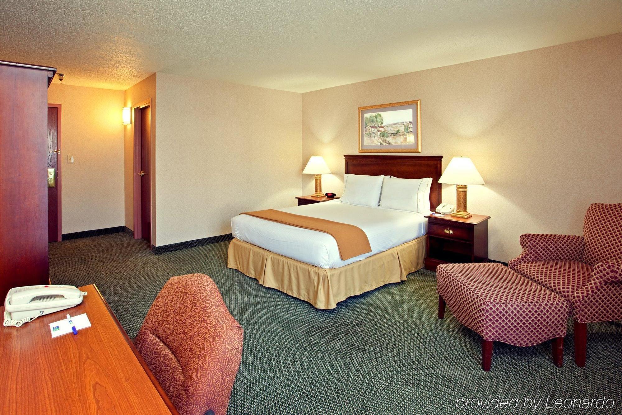 Holiday Inn Express And Suites Pittsburgh West Mifflin By Ihg Экстерьер фото