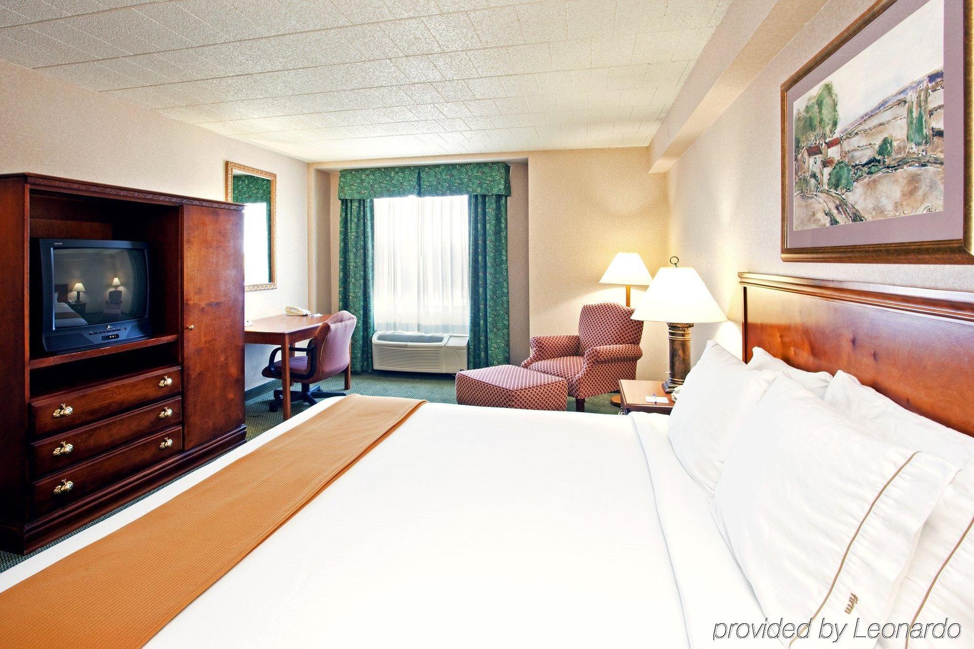 Holiday Inn Express And Suites Pittsburgh West Mifflin By Ihg Экстерьер фото